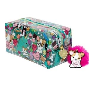 LIMITED EDITION TOO FACED CLOVER COSMETIC POUCH.